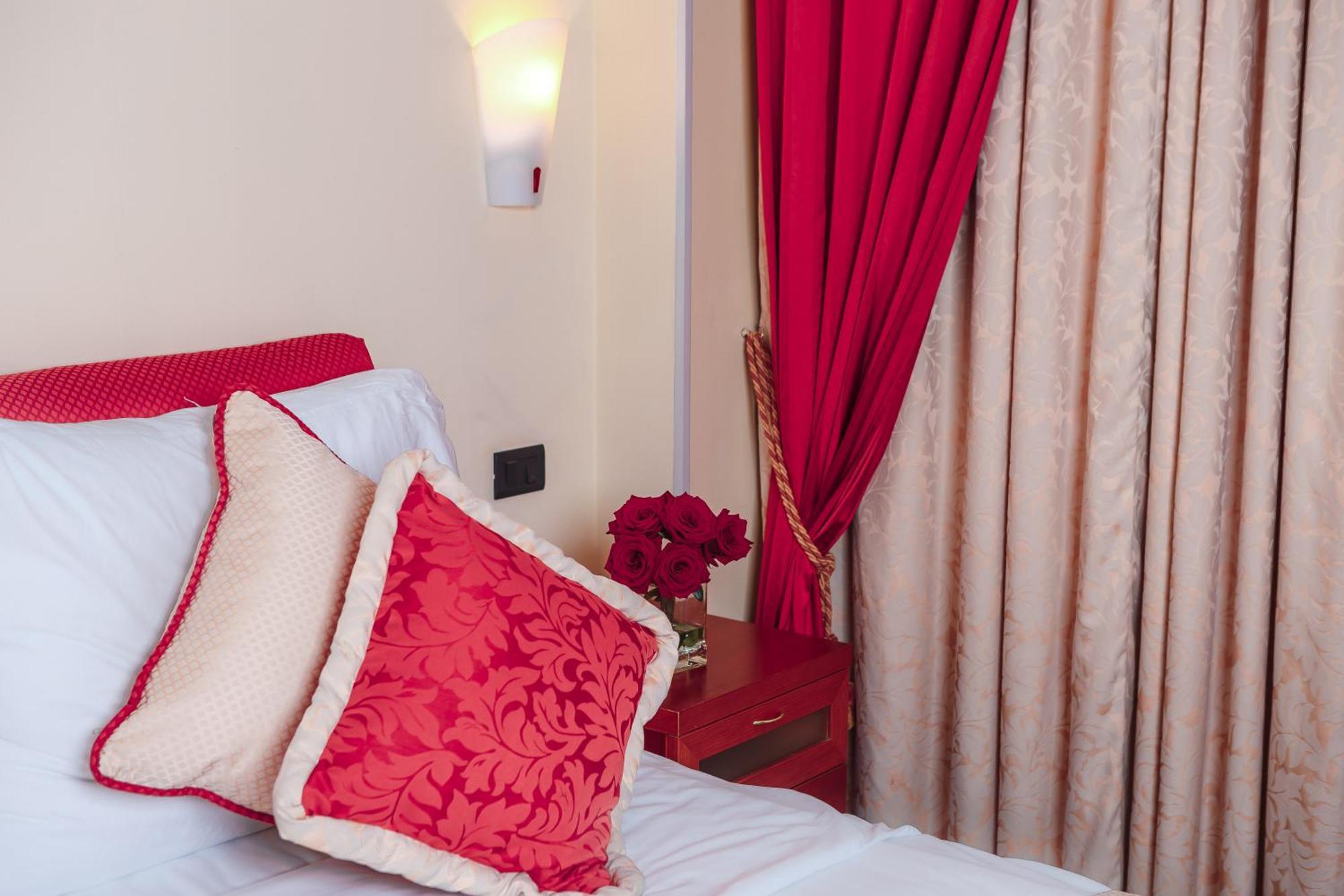 Hotel Pushkin Uralsk Room photo